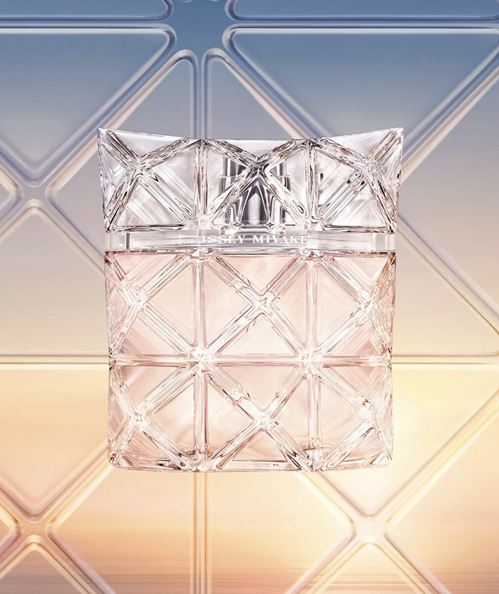 miyake_lumiere_cijela2